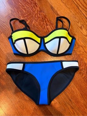 Triangl Colorblock Bikini Set in Blue, Yellow & White size small